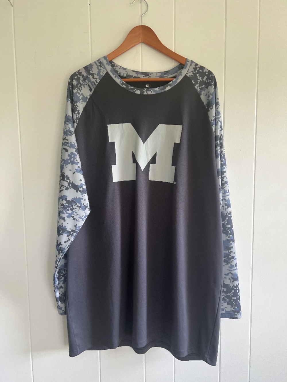Men’s Michigan Wolverines OHT Colosseum Long Sleeve Shirt 2XT